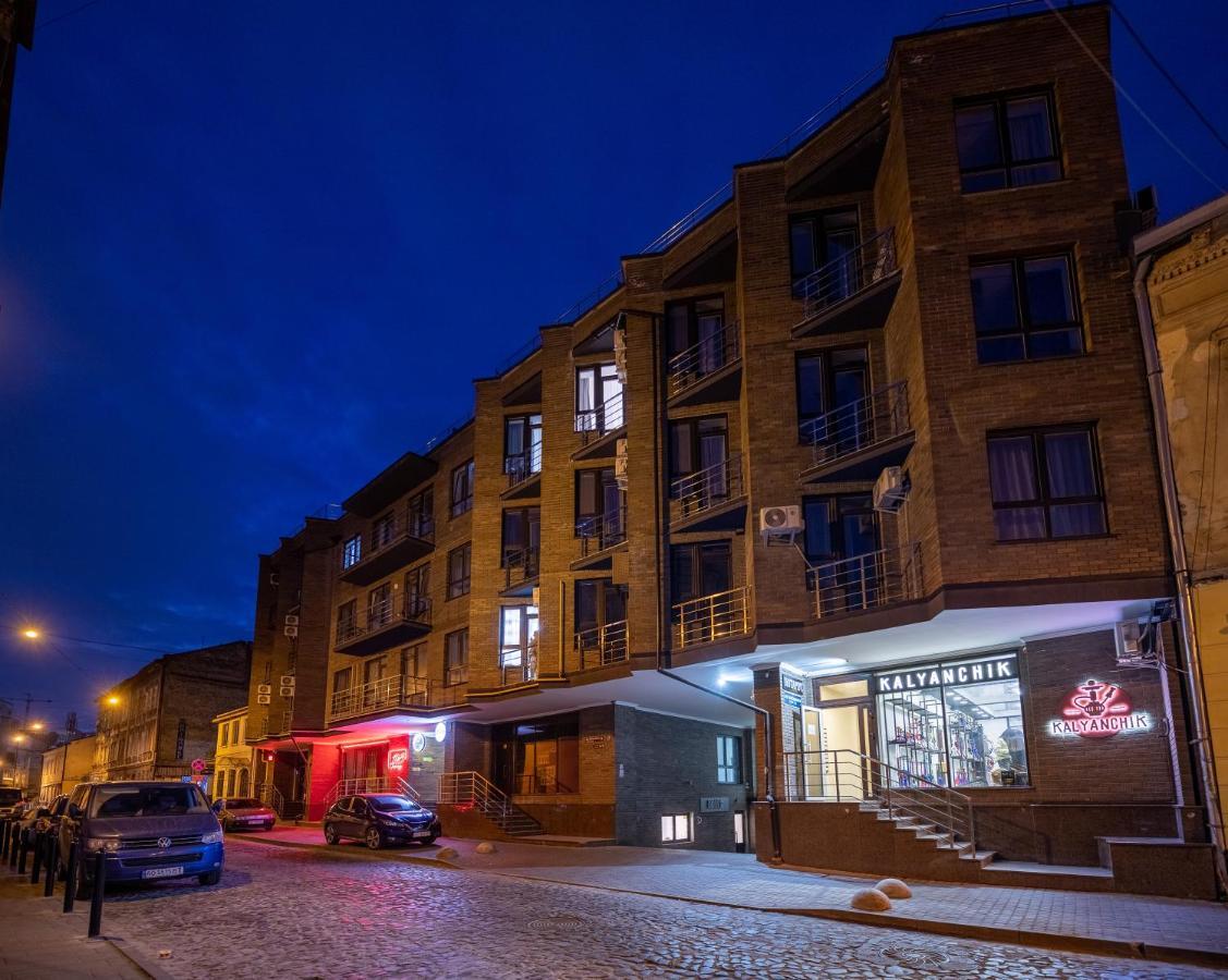 Stare Misto Premium Apartment Lviv Ngoại thất bức ảnh